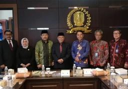 Jawa Timur Provincial Parliament Support for the implementation of SP2020 Online